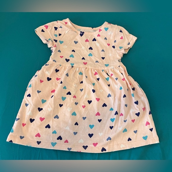 Wonder Nation Toddler Girl Heart Dress with pockets. - Picture 2 of 4
